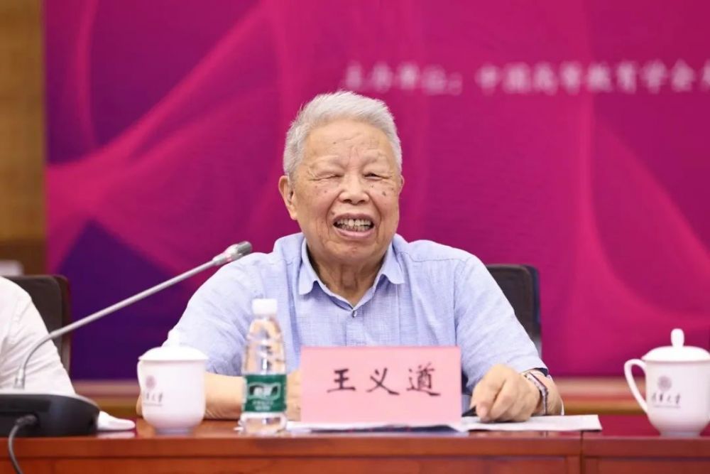 1688700639437522.jpg 1688700639437522.jpg