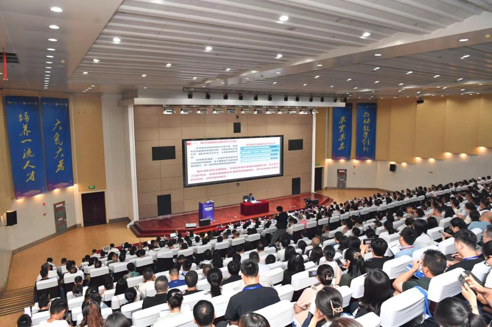 1722483782647912.jpg 1722483782647912.jpg