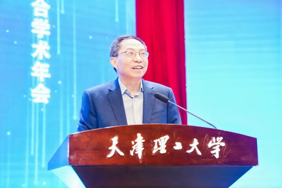 1730862295299124.jpg 1730862295299124.jpg