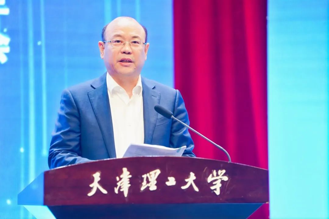 1730863125728612.jpg 1730863125728612.jpg