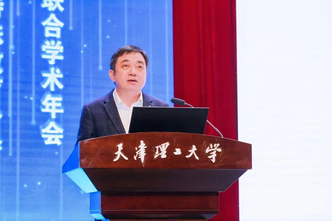 1730863470657093.jpg 1730863470657093.jpg