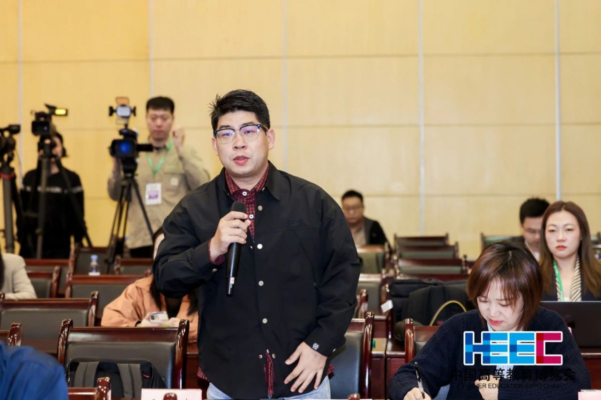 1731895707773545.jpg 1731895707773545.jpg