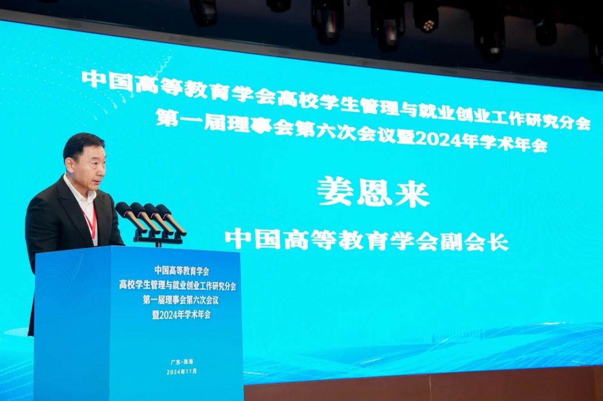 1764833161781921.jpg 1764833161781921.jpg