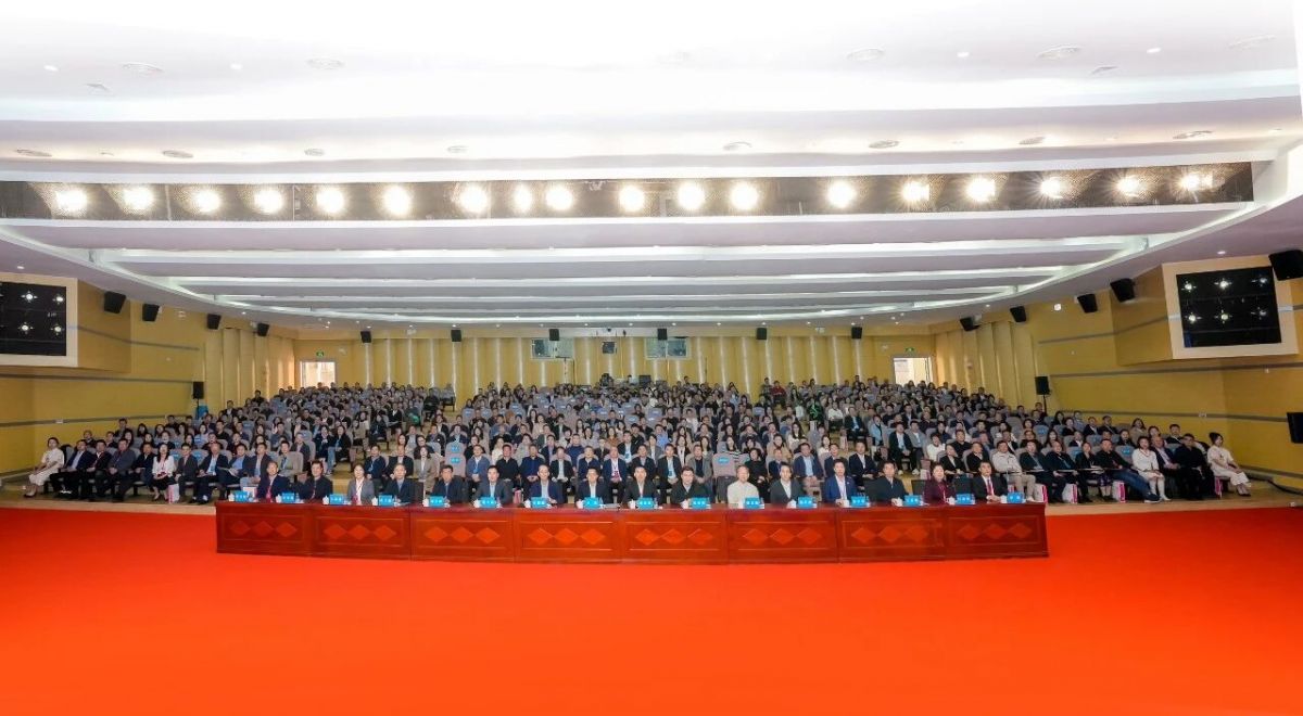 1764833211108452.jpg 1764833211108452.jpg