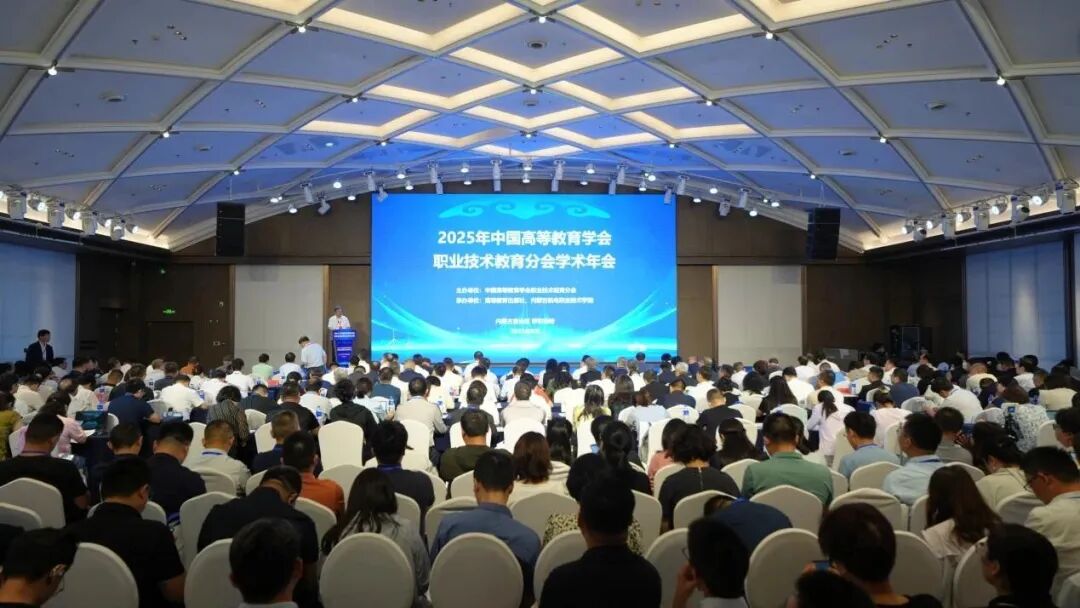 1764898169437299.jpg 1764898169437299.jpg