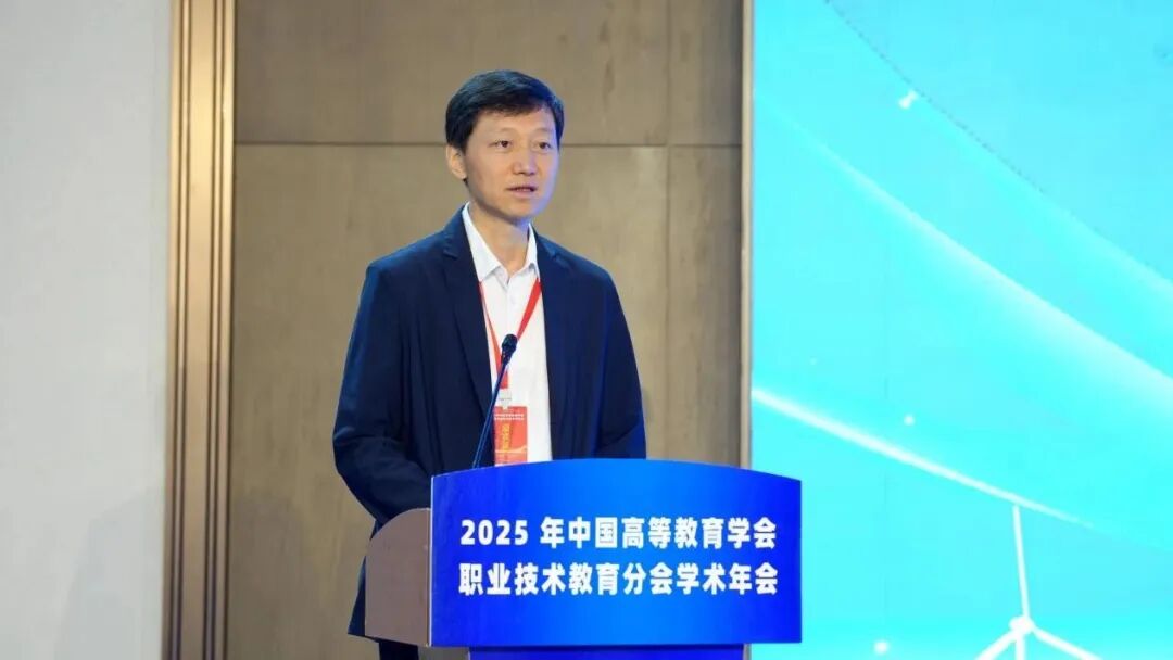 1764898389437456.jpg 1764898389437456.jpg