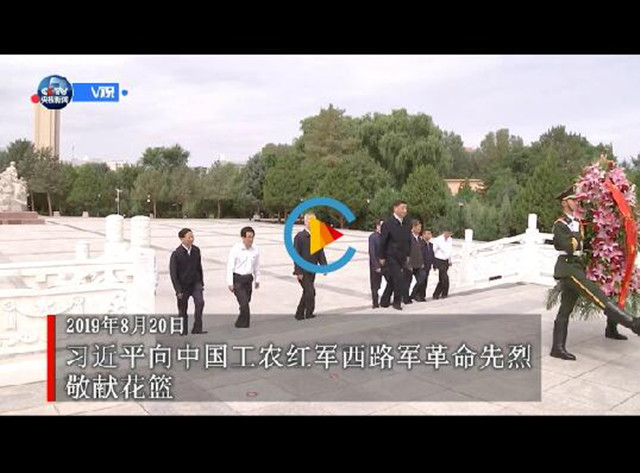 习近平踏访河西走廊_图片_016.jpg