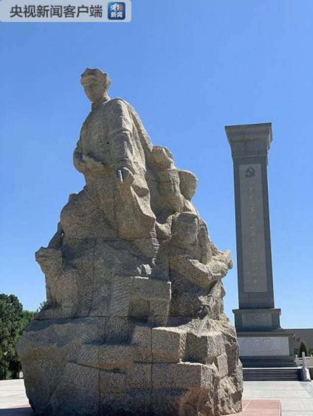 习近平踏访河西走廊_图片_023.jpg