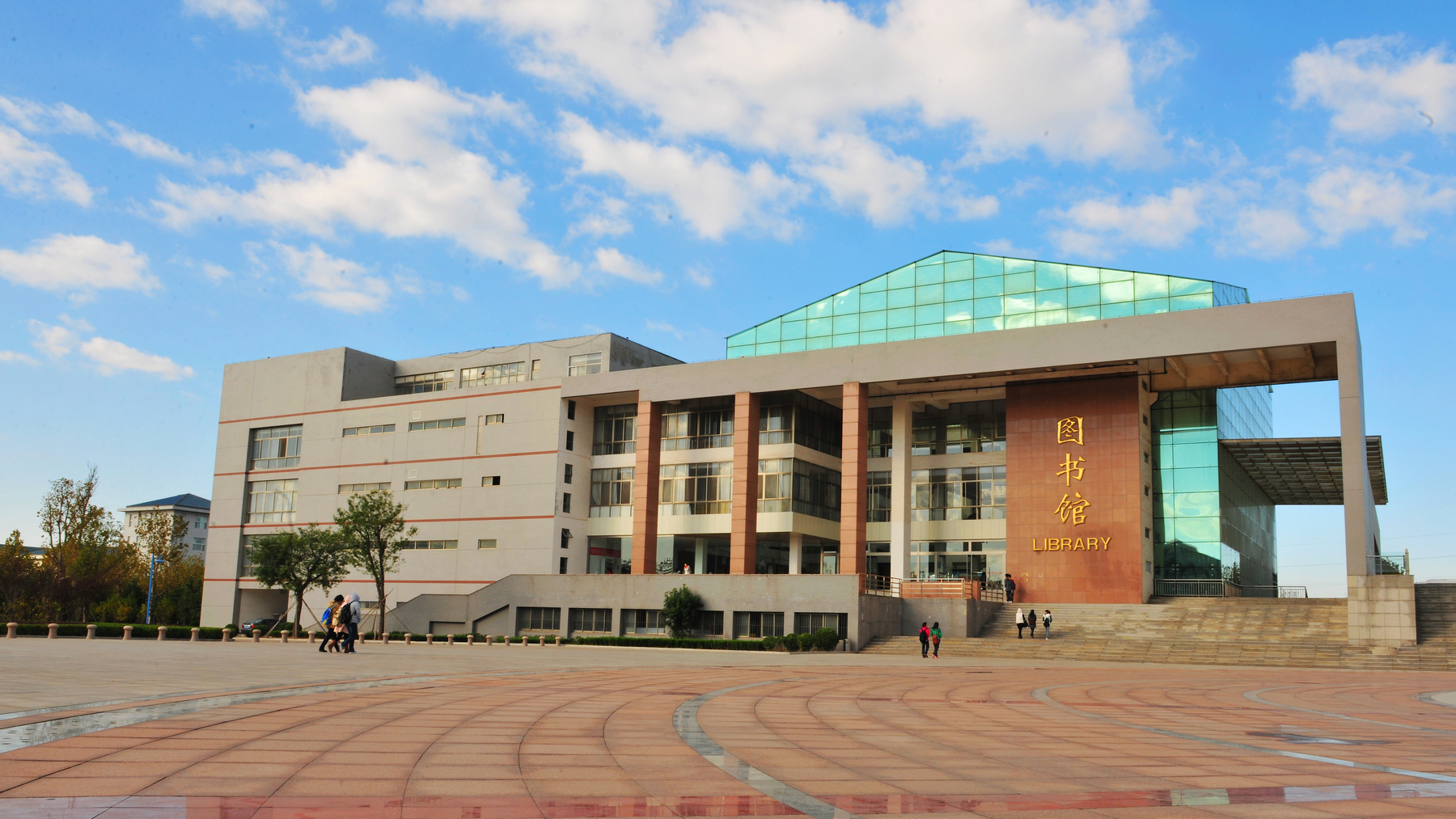 潍坊医学院图书馆.jpg