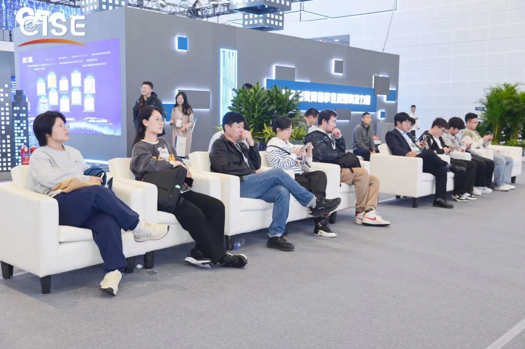 1730265855767650.jpg 1730265850483.jpg