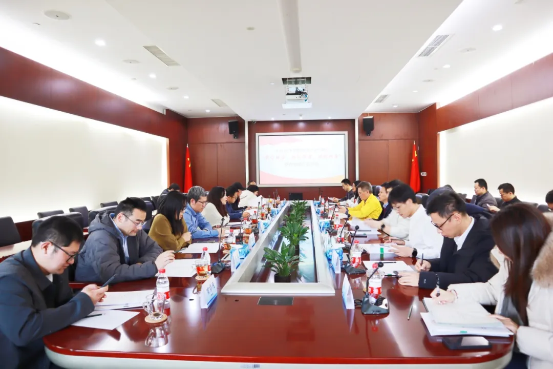 1740706460878894.jpg 1740706452376.jpg