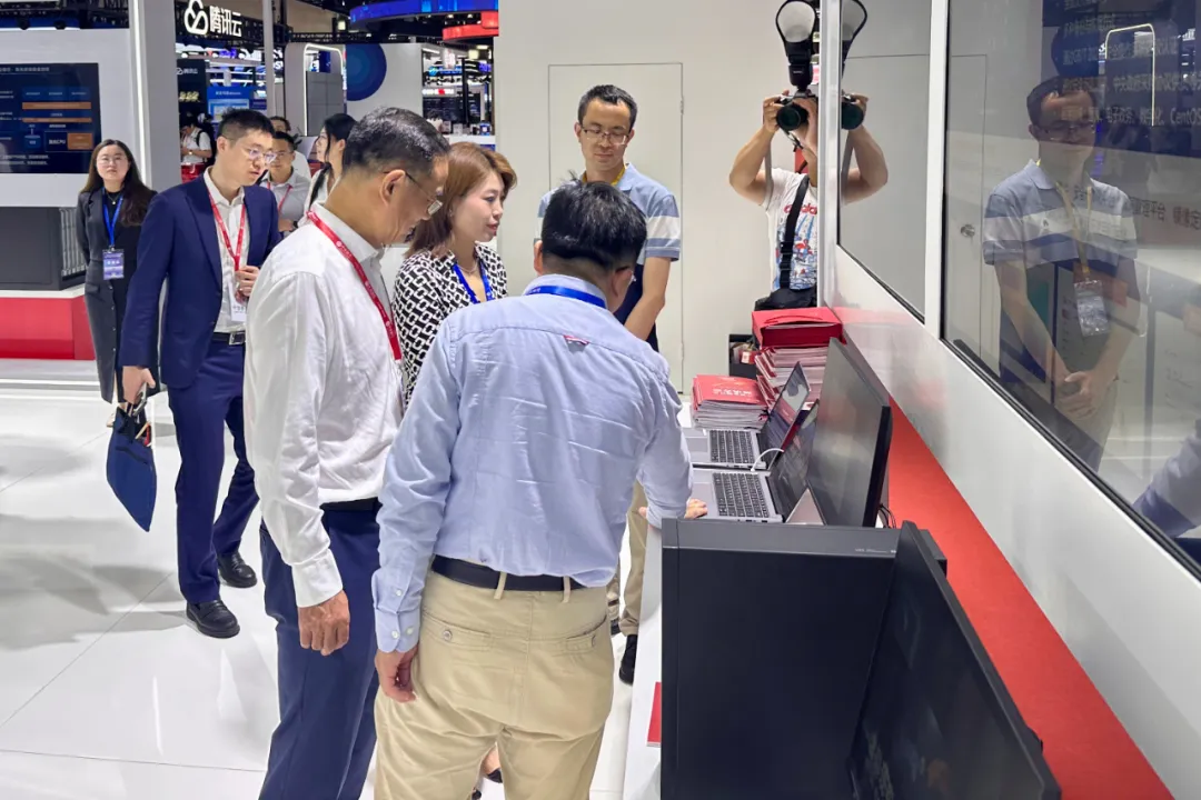 1750729958738393.jpg 1750729954060.jpg