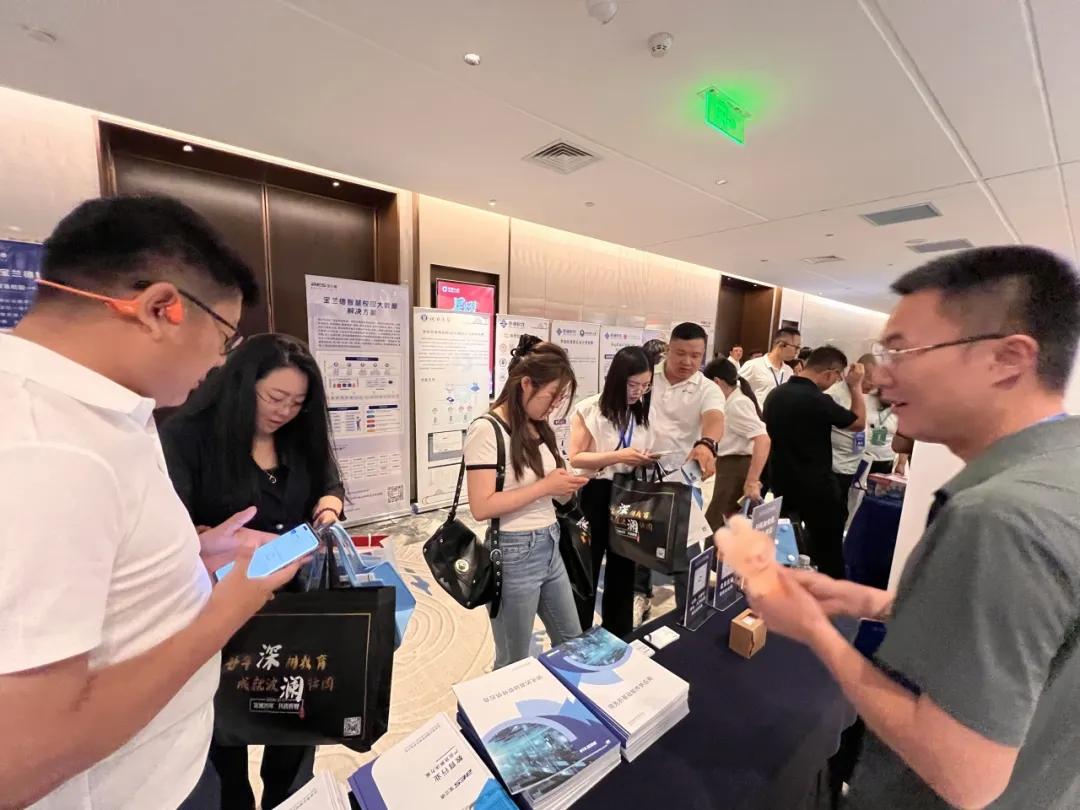 1750817884157665.jpg 1750817878105.jpg