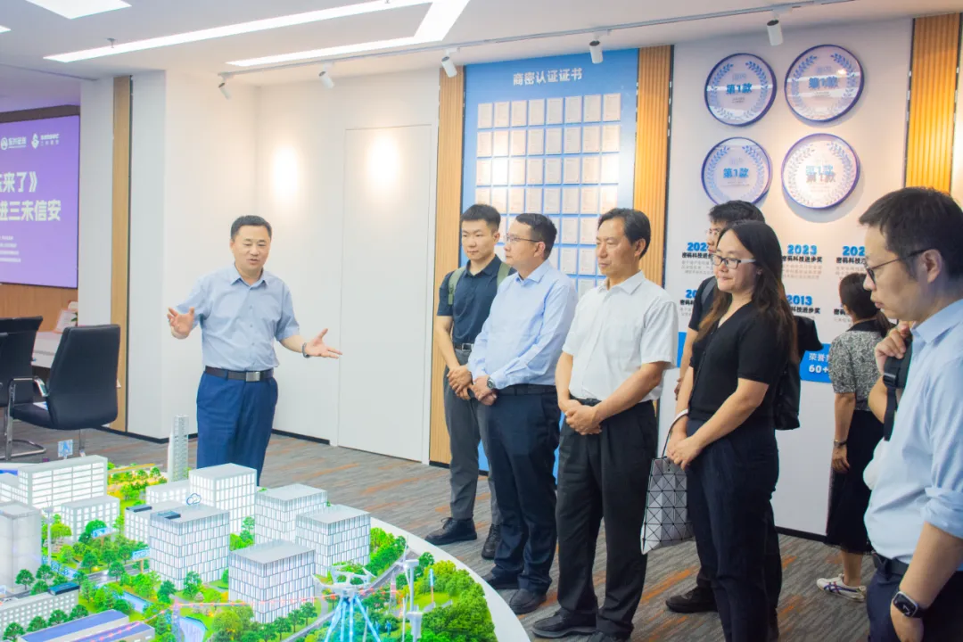 1750990710516216.jpg 1750990701506.jpg