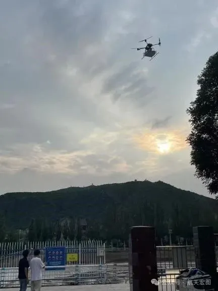 1754535106884530.jpg 1754535099803.jpg