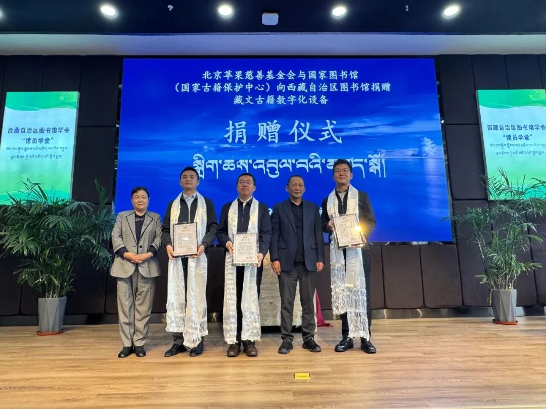 1758774553367567.png 1f7c0dee-79dd-4077-b65a-6cc54b7f7506.png