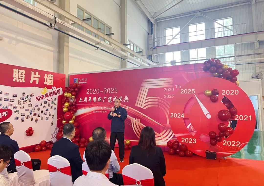 1760669848573542.png b0501740-7569-41f5-bb85-205a0967cd94.png