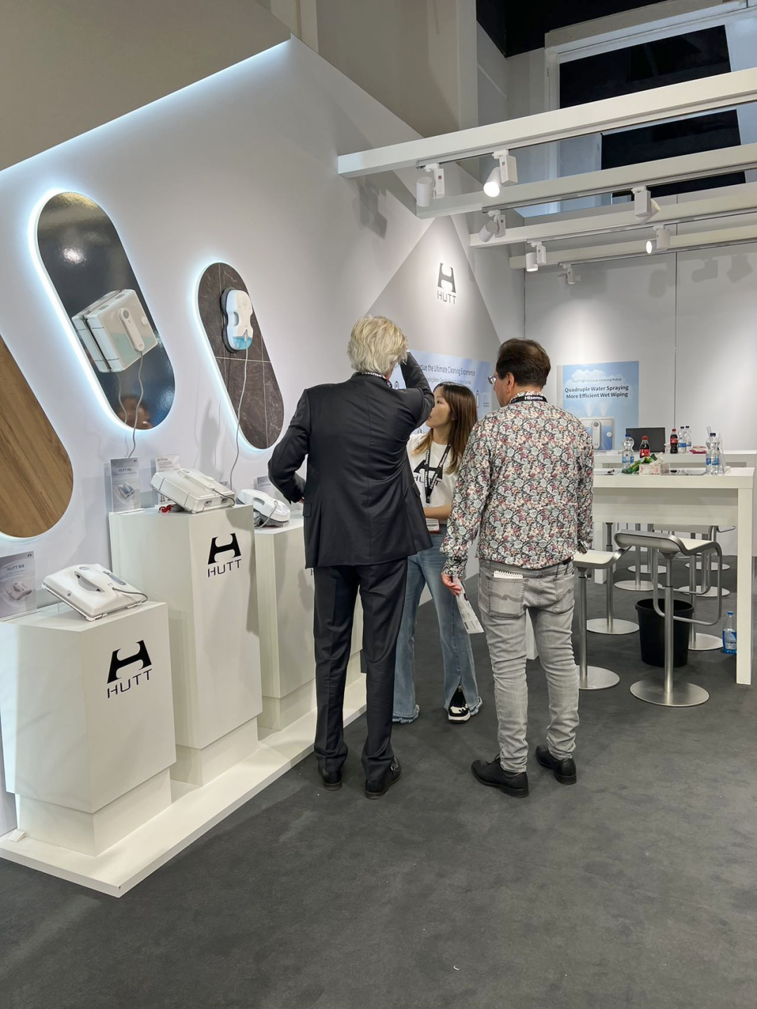 1693972603984881.jpg 1693972600412.jpg