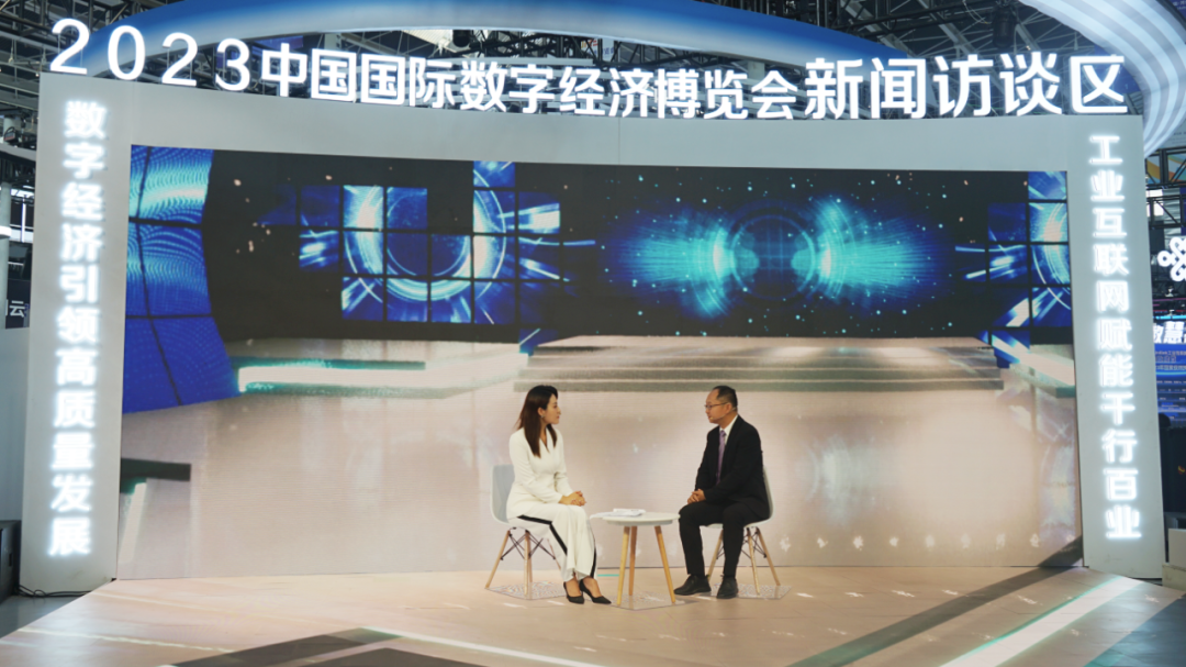 1694420940184897.jpg 1694420932925.jpg