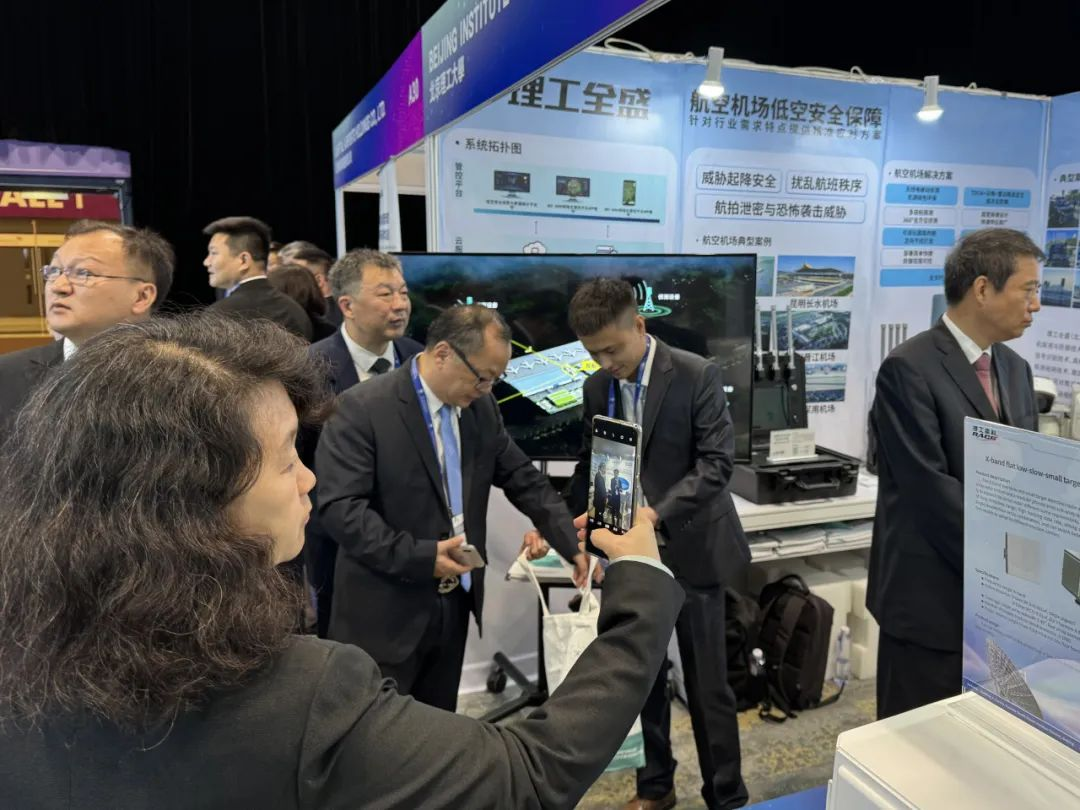 1703470351599099.jpg 1703470349712.jpg