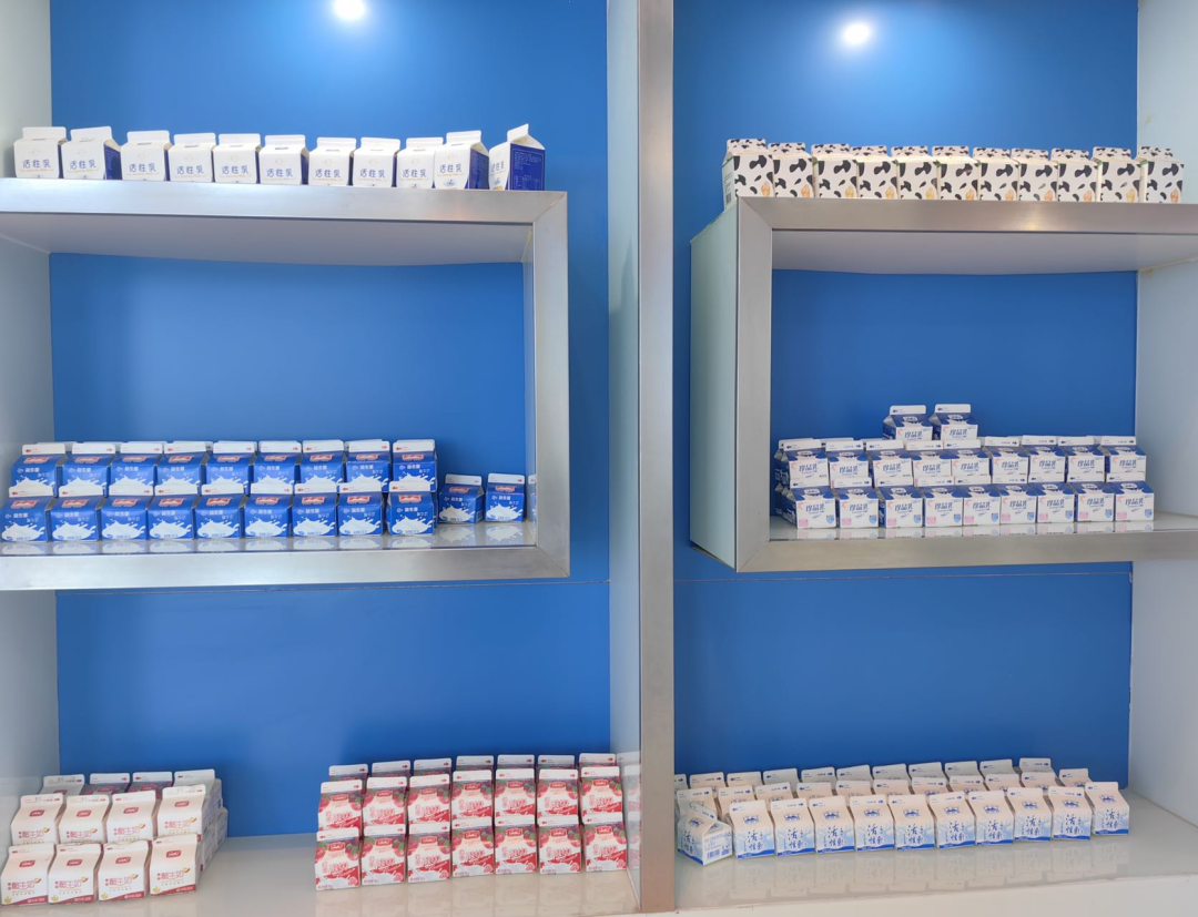 1705979321250266.jpg 1705979318048.jpg