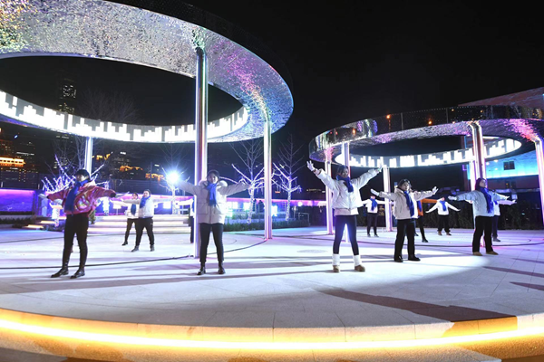 1709864961682512.jpg 1709864950307.jpg