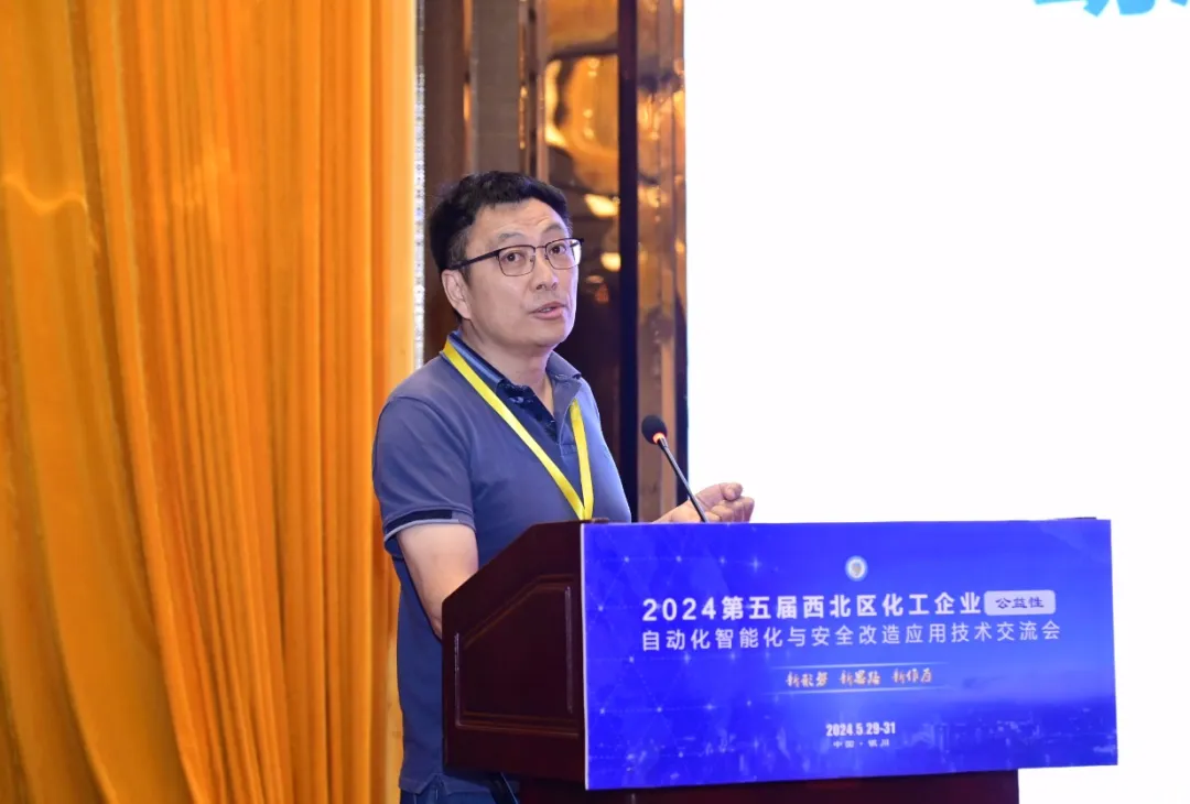 1718070699654419.jpg 1718070696692.jpg