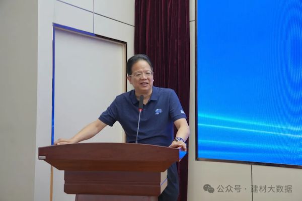 04瞿培华.png