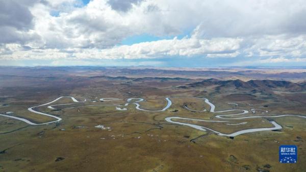 瞰黄河上游湿地秋韵