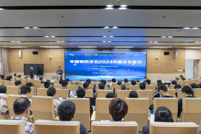 会员日活动现场.png
