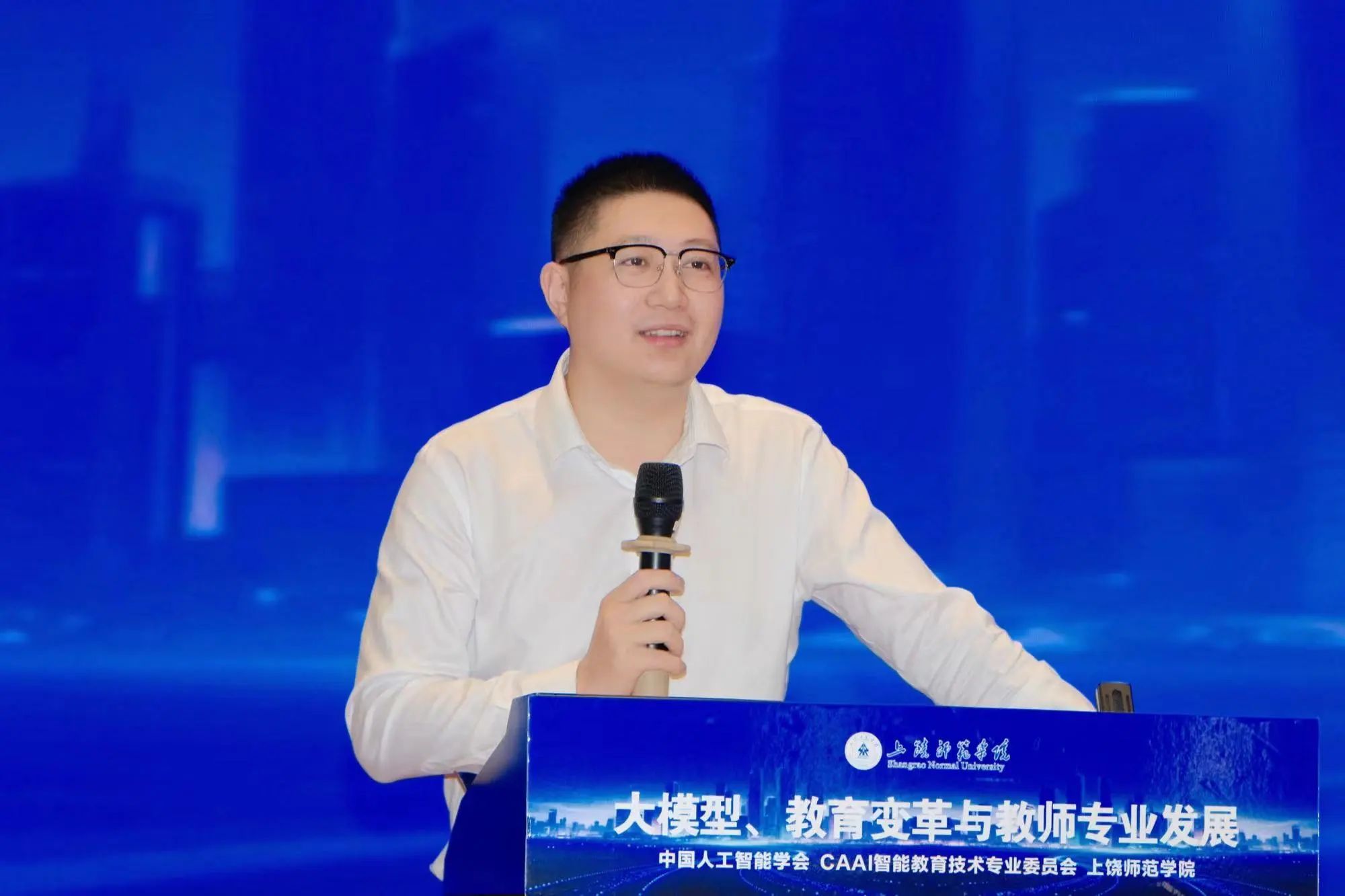 1748577954368899.jpg 1748577954368899.jpg