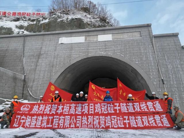 下載 (1).jpg