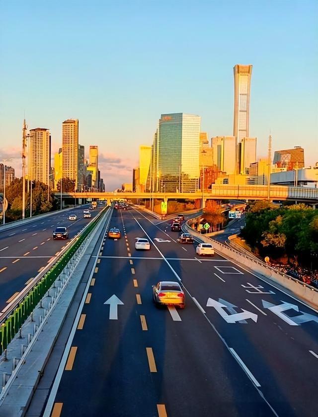 1764686784305763.jpg 下载 (3).jpg