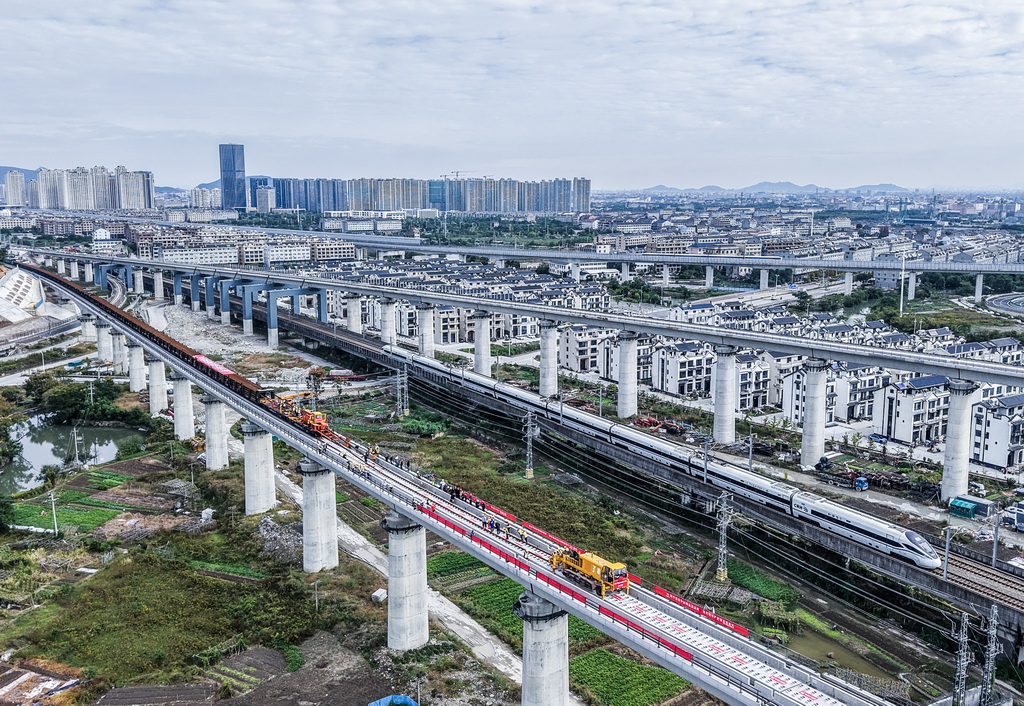 1762353657764392.jpg MAIN1762327691240HB2WGTDPE6.jpg