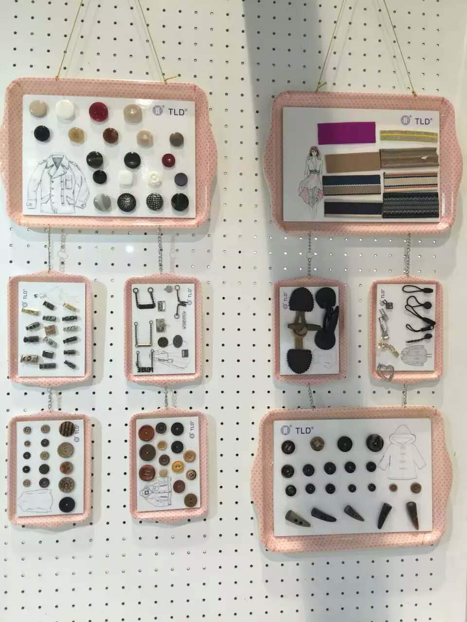 1505884626677063881.jpg