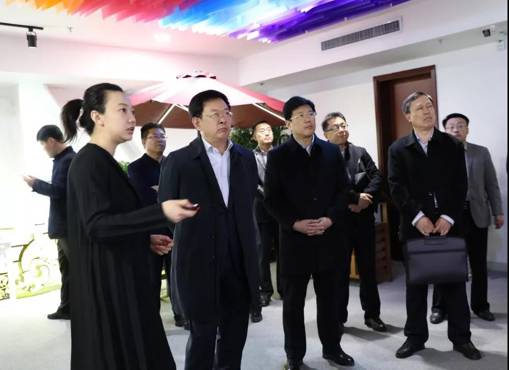 张代玲.jpg
