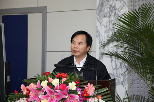 中国人类学民族学研究会秘书长黄忠彩介绍今日人类学民族学论丛编辑出版情况