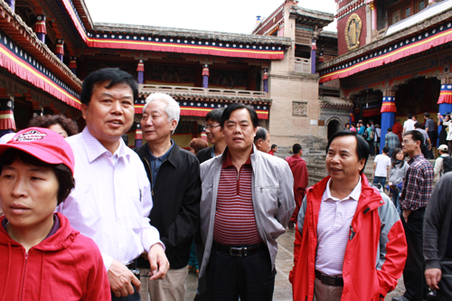 参观考察