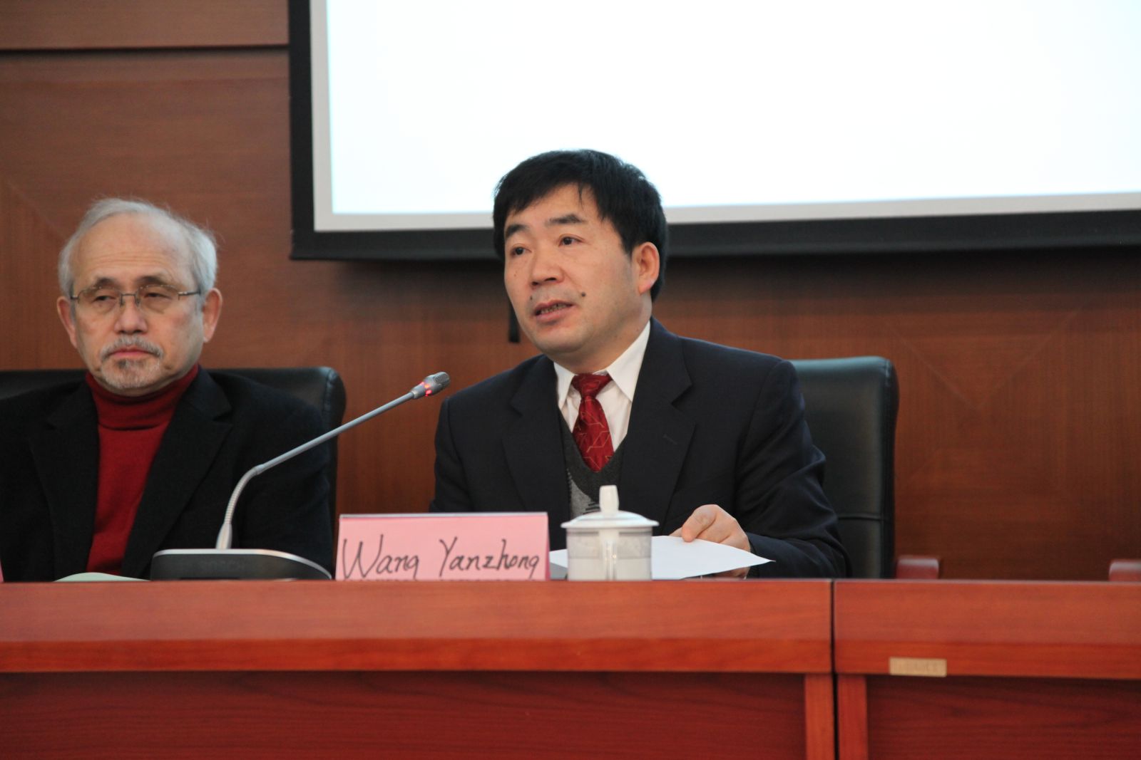 中国社会科学院民族学与人类学研究所所长王延中研究员在开幕式致辞