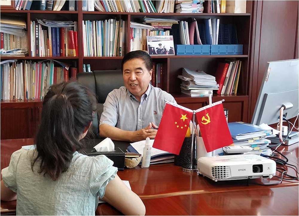 戴会长专访.jpg