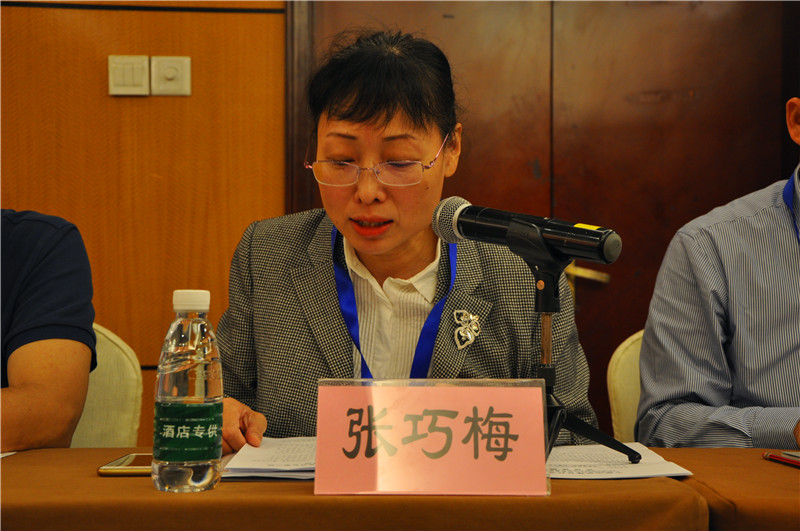 协会秘书长张巧梅.jpg