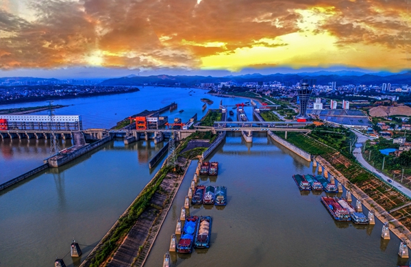 1594264791432771.jpg 广西船闸.jpg