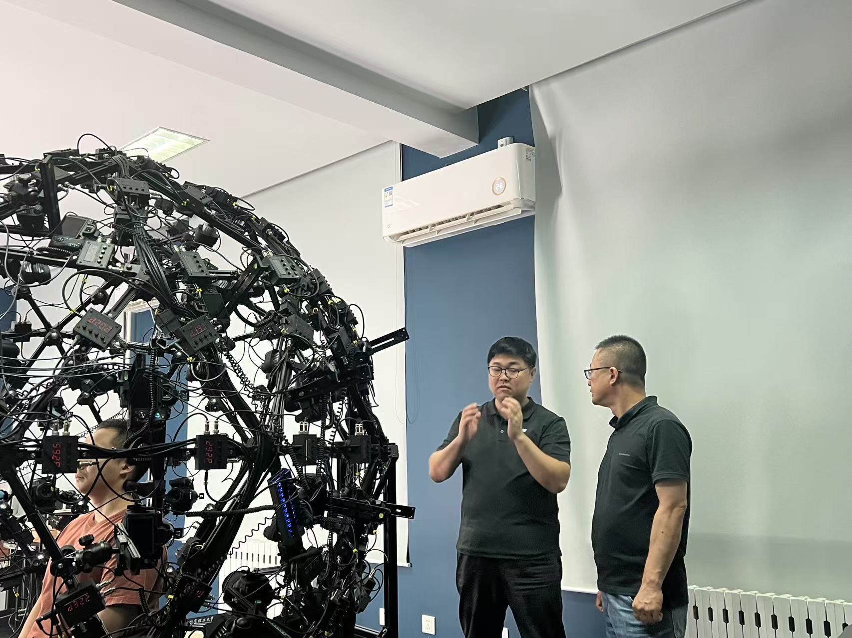 微信图片_20250306215458_207978159.jpg