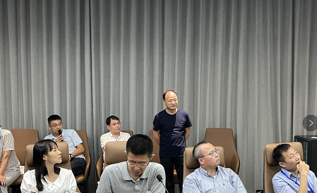 任朴舟经理作自我介绍.jpg