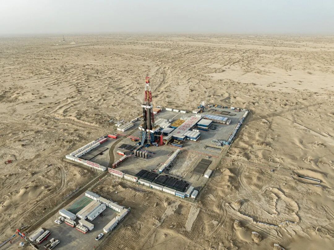 深地塔科1井在10910米深地胜利完钻(王成凯 摄).jpg 深地塔科1井在10910米深地胜利完钻(王成凯 摄).jpg