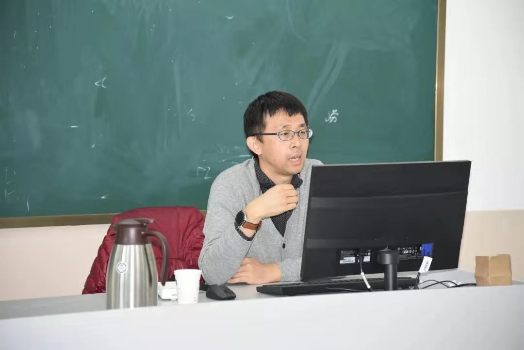 杨磊1.jpg