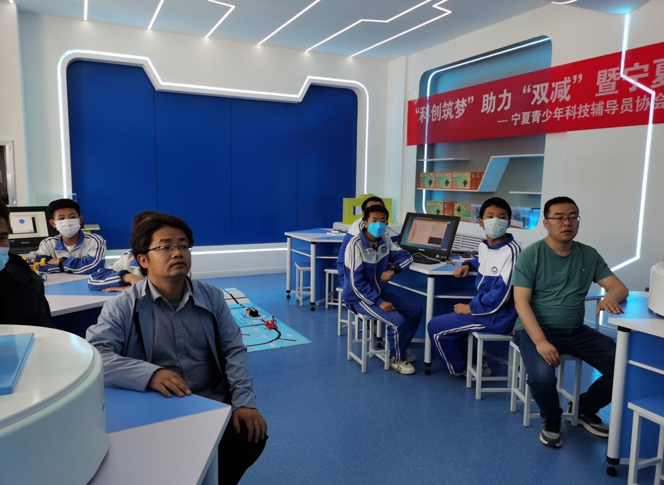 图片4b.jpg