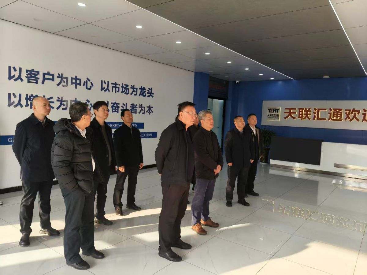 1765521653858611.png 1765521653858611.png