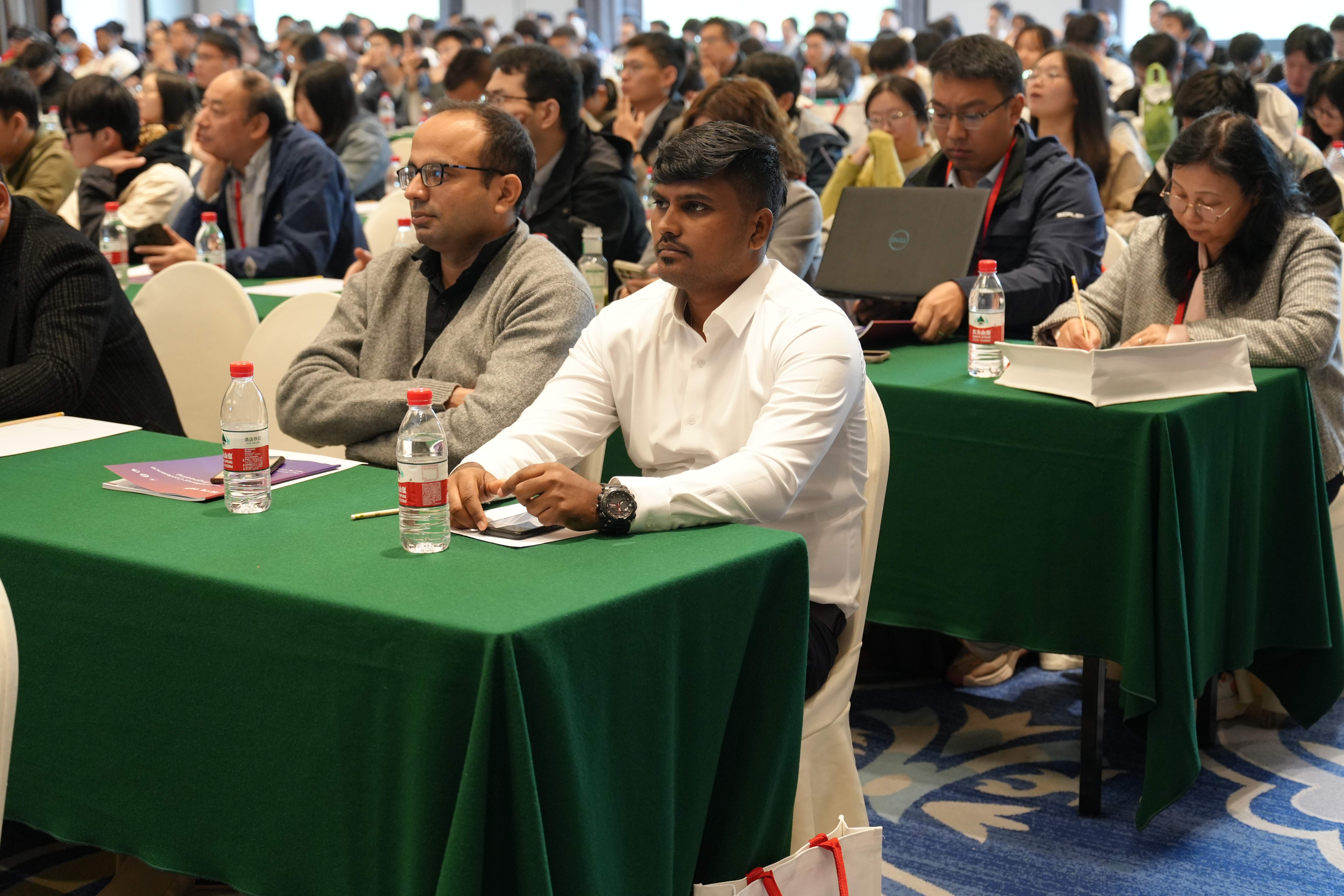 1762132084369232.jpg 现场听众3(1).JPG