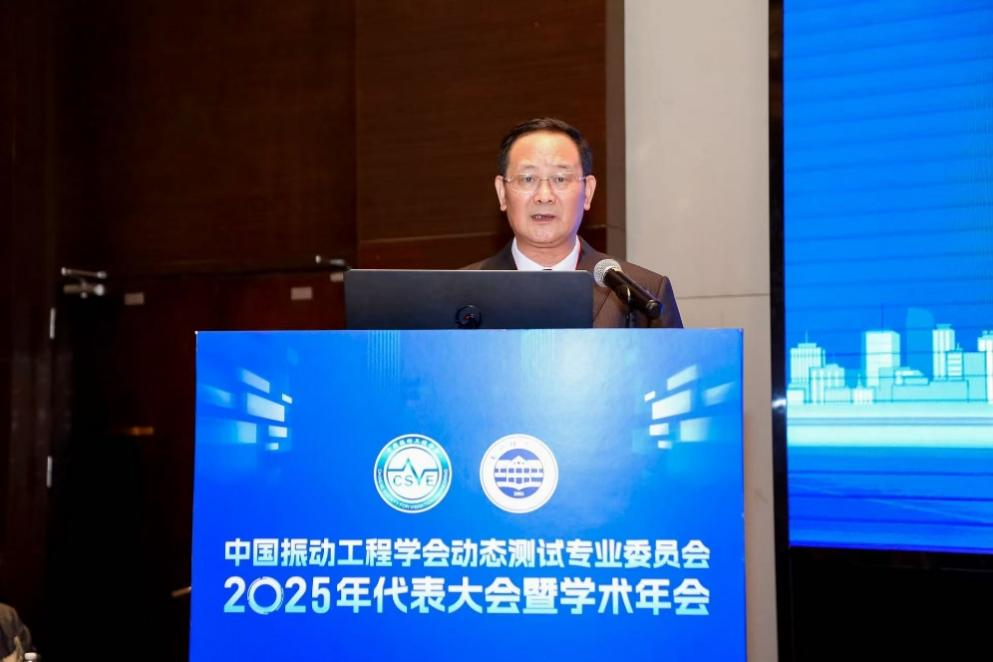 1763343132828504.png 张致辞.png